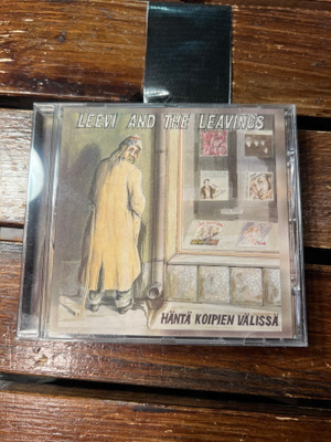 Leevi And The Leavings - Häntä Koipien Välissä Cd