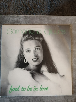 Samantha Gilles - Fool To Be In Love