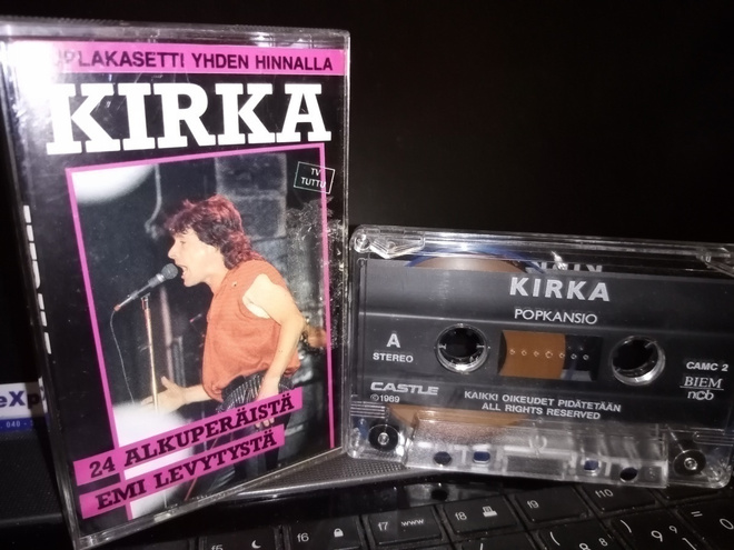 C-KASETTI :  KIRKA : ISKELMÄKANSIO ( SIS POSTIKULU)