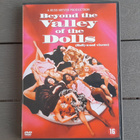 DVD: Beyond The Valley Of The Dolls (O: Russ Meyer 1970/2004 - pikkukuva 1