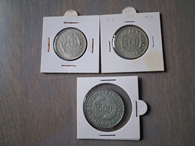 200 markkaa, mk 1958*2 ja 500 markkaa 1952 hopeaa