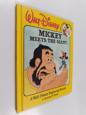 Mickey Meets the Giant