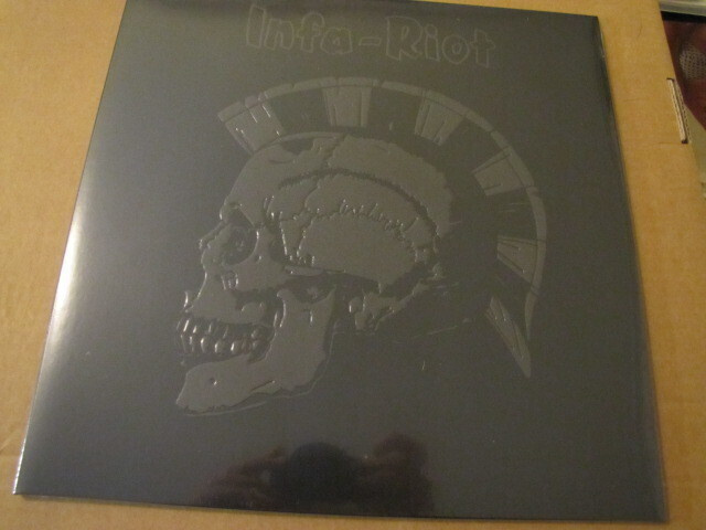 Infa-riot old and angry lp saksa 2017 muoveissa punk