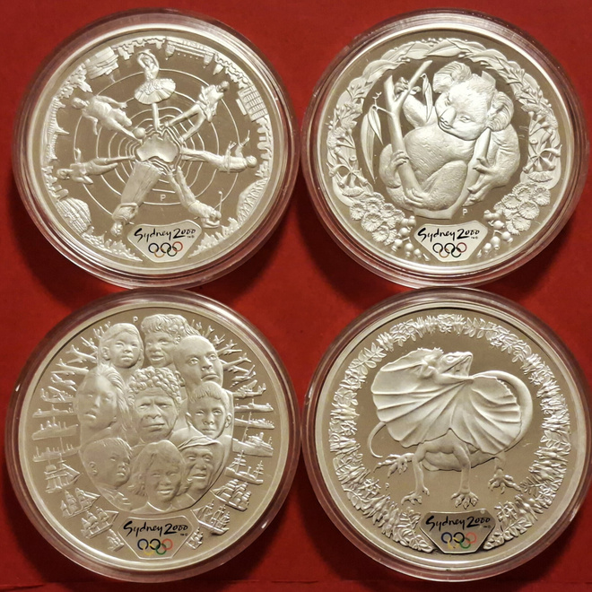 4 kpl Australia 1 oz 999 hopeaa, Sydney Olympics.