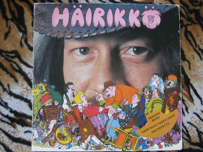IRWIN GOODMAN HÄIRIKKÖ LP JA KAKSI SINGLEÄ