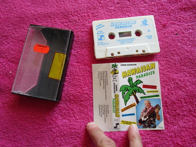 ONNI GIDEON - hawaiian paradise : PLAY MC 2114