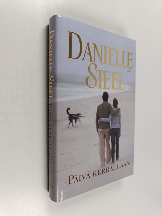 Danielle Steel : Päivä kerrallaan