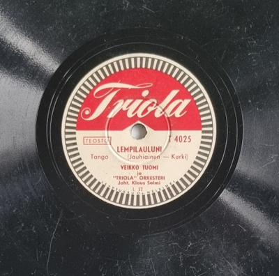 Savikiekko 1951 - Veikko Tuomi - Triola T 4025
