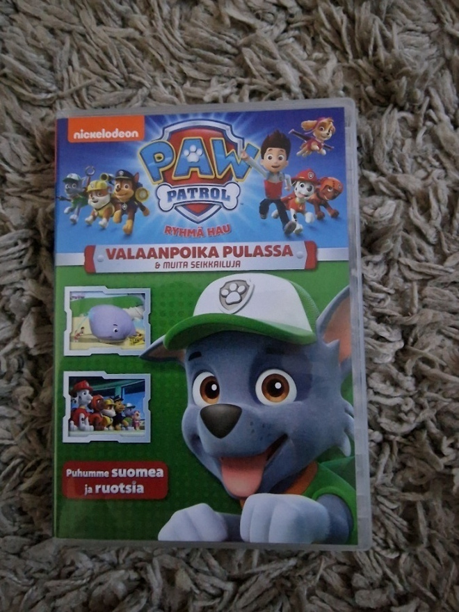 Ryhmä Hau: Valaanpoika pulassa