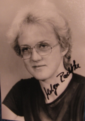 Helga Radtke nimikirjoitus kortissa