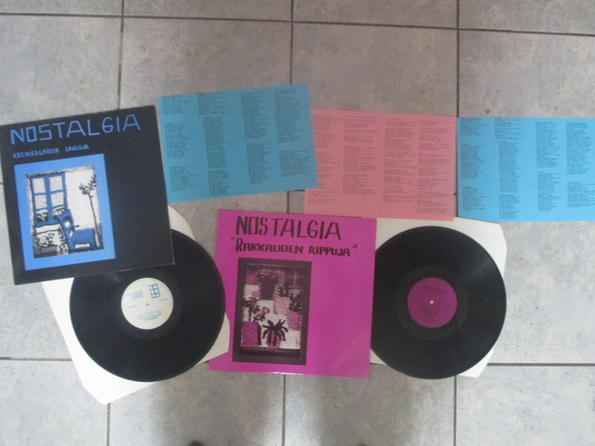 NOSTALGIA RAKKAUDEN RIPPUJA / KREIKKALAISIA LAULUJA