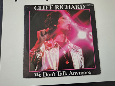 CLIFF RICHARD - WE DON'T TALK ANYMORE 7 " Single