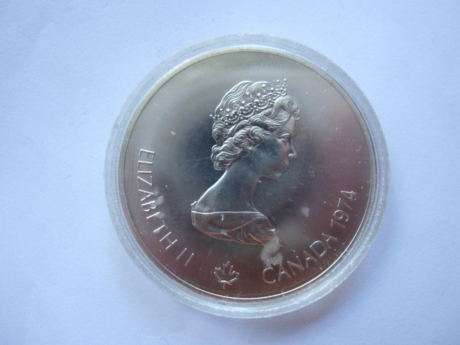 Montreal 1976 Olympialaiset 5 dollaria 1974 hopeaa