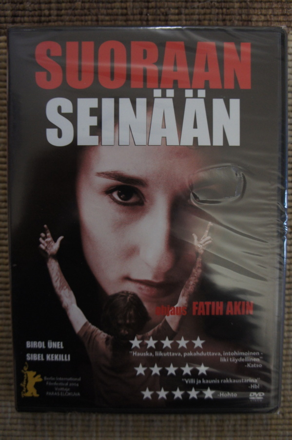 Suoraan seinään