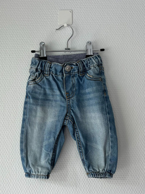 H&M Farkut, 62