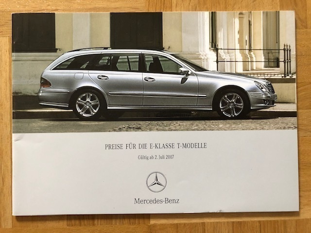 Hinnasto ja lisävarusteet Mercedes S211 E-luokka 2007. Esite