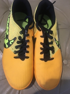 NIKE KENGÄT KOKO 39