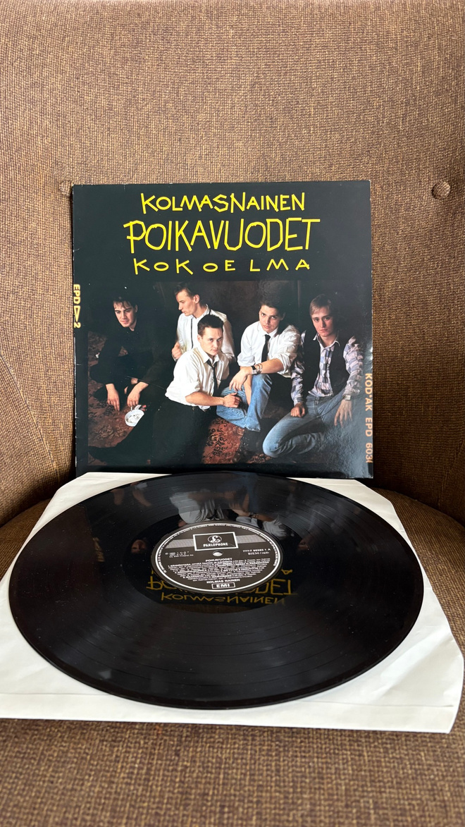 Kolmas Nainen / Poikavuodet kokoelma / 1986-1988 / lp.