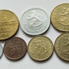 1 p - 5 mk, circ, v. 1975 - pikkukuva 3