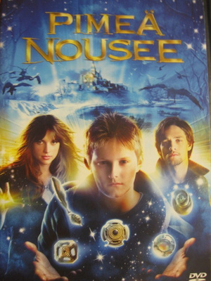 PIMEÄ NOUSEE / THE DARK IS RISING DVD