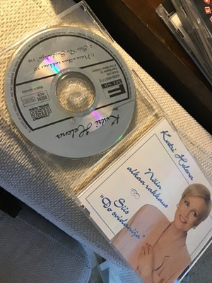 Katri Helena / Näin alkaa rakkaus CDS single