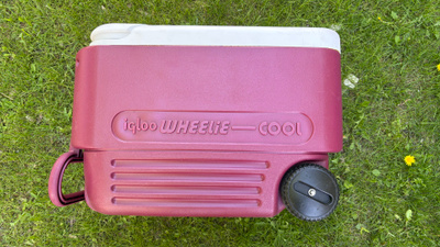 IGLOO wheelie kulmäarkku
