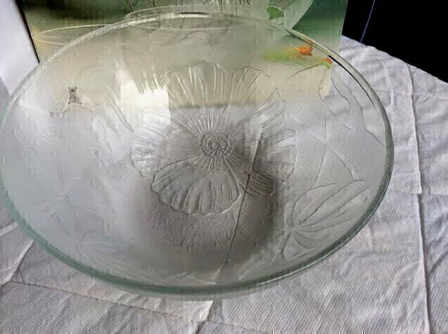 Carnation iso lasi kulho käyttämätön