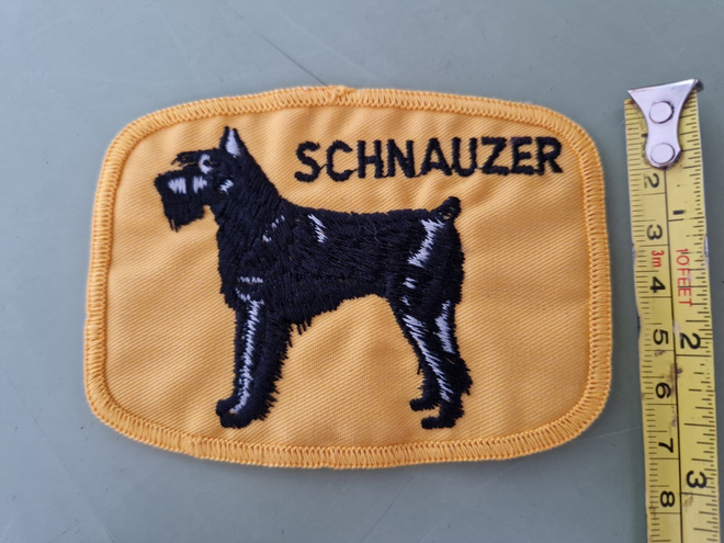 Snautseri/ Schnauzer vintage kangasmerkki