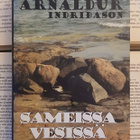 Arnaldur Indridason - Sameissa vesissä (sid.) - pikkukuva 1