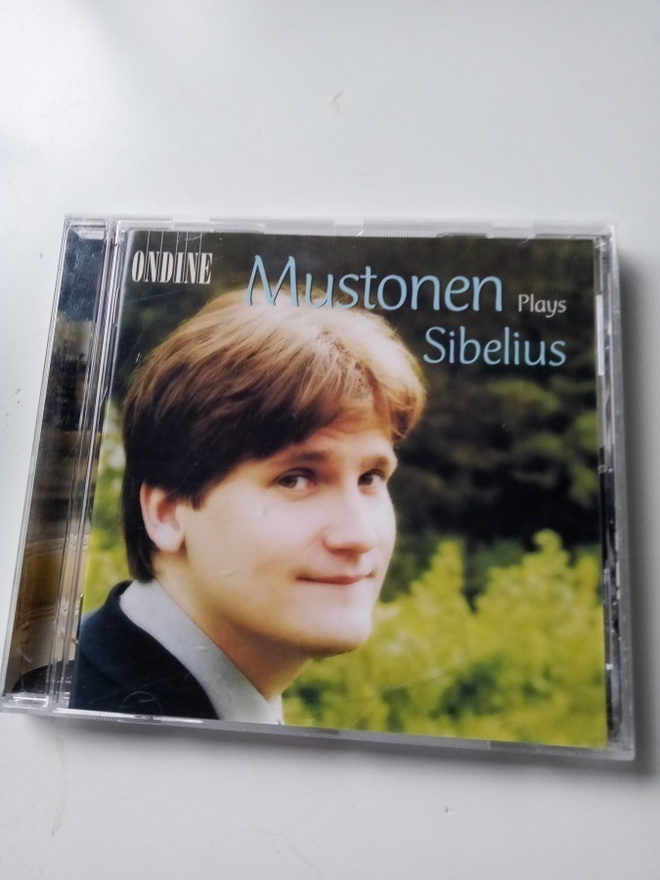 CD Olli Mustonen plays Sibelius  ( Sis.postikulut )