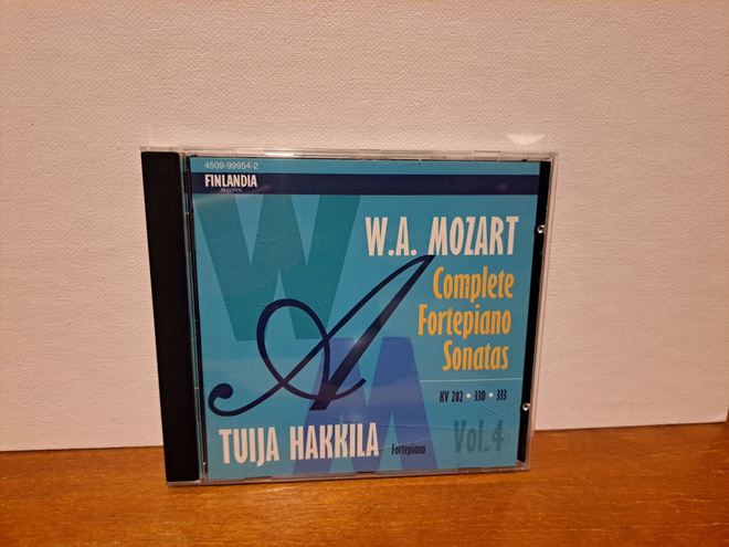 Tuija Hakkila:Complete Fortepiano sonatas VOL.4. CD