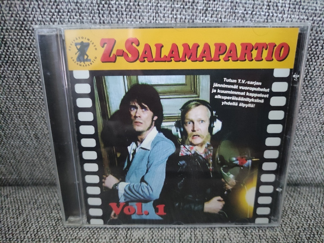 Z-Salamapartio Vol. 1 (2001)