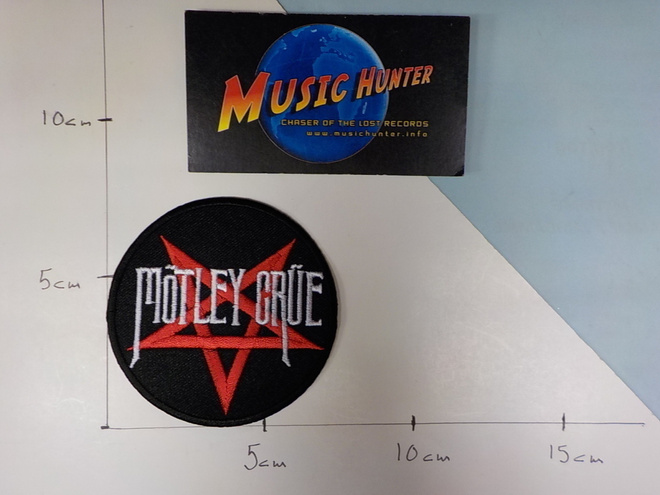 MÖTLEY CRUE UUSI HIHAMERKKI +