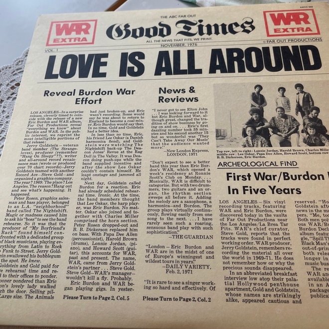WAR : Love Is All Around * USA 1975