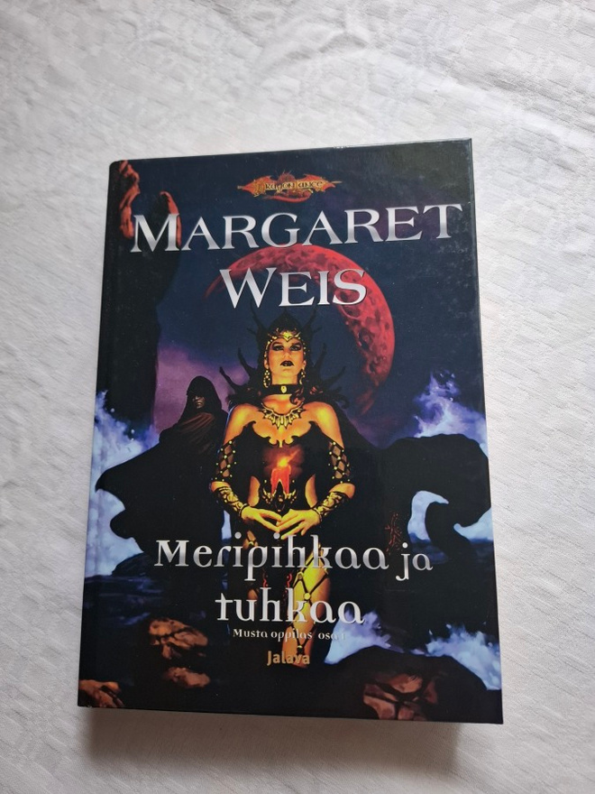 Margaret Weis Meripihkaa ja tuhkaa