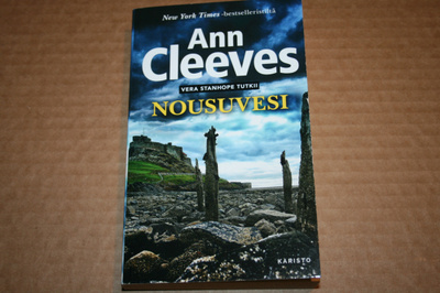 Ann Cleeves: Nousuvesi nid.