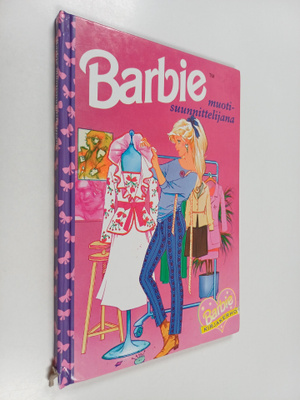 Barbie muotisuunnittelijana
