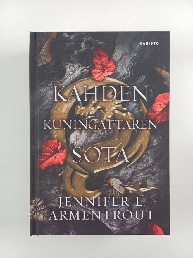 Jennifer L. Armentrout : Kahden kuningattaren sota