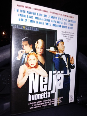 DVD NELJÄ HUONETTA ( SIS POSTIKULU )