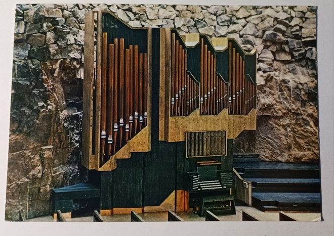 Helsinki, Temppeliaukion kirkko, sisäkuva, urut, p. 1984