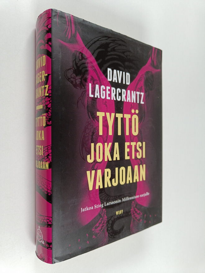 David Lagercrantz : Tyttö joka etsi varjoaan
