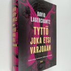 David Lagercrantz : Tyttö joka etsi varjoaan - pikkukuva 1