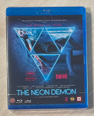 Nicolas Winding Refn: NEON DEMON (2016) Elle Fanning (UUSI)