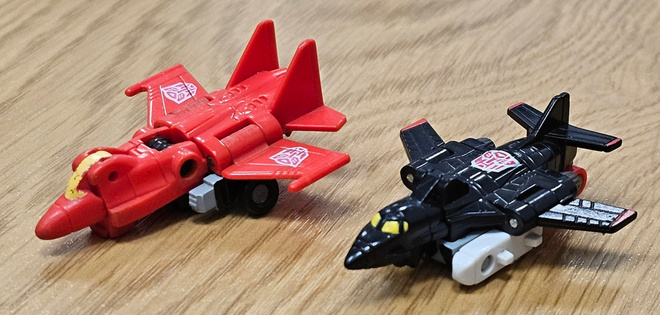 Transformers Universe Series IV (2006) AIR RAID & FIREFLIGHT