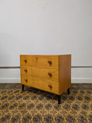 Teak lipasto 60-luku