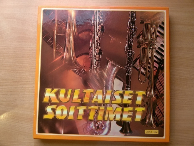 Kultaiset Soittimet LP Boksi