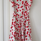 Glamorous Bloom kirsikkaprintti Mekko - koko 38 - pikkukuva 1