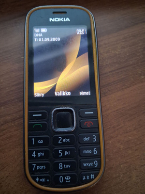 Nokia 3720classic