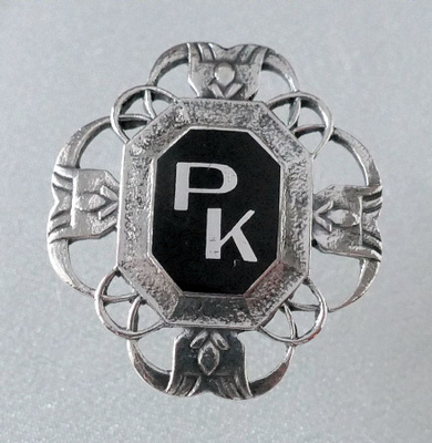 PK - Valtion Palokoulun numeroitu kurssimerkki
