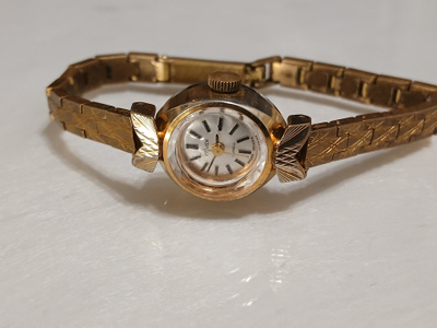 19 Jewels –Gold-Plated, Citizen rannekello
